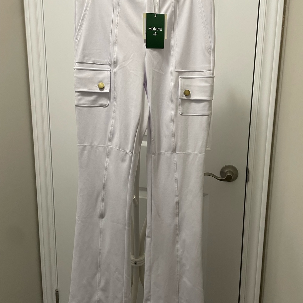 HALARA White Straight -Leg Cargo Pants with Gold Buttons